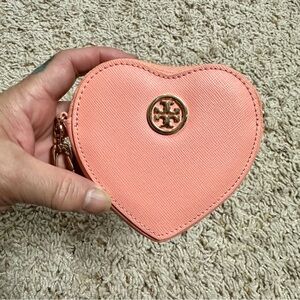 NWOT Tory Burch Coral Peach Heart Shape Coin case